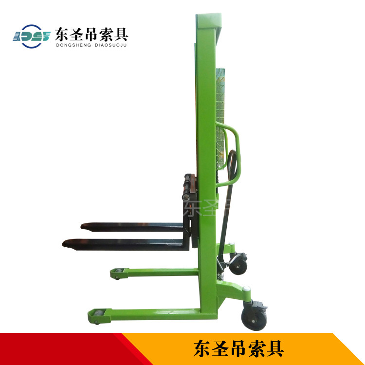 前移式手動液壓堆高車可作為組合工具使用,你可知？--河北東圣吊索具制造有限公司--液壓堆高車|手動叉車|小型攪拌機(jī)|石材夾具